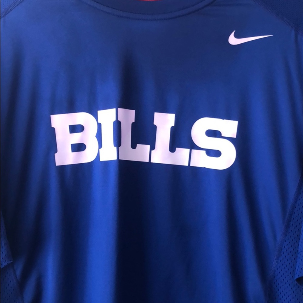 Nike Dri-fit BILLS team shirt